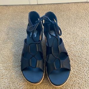 Sorel black tie platform wedge sandals size 7.5!